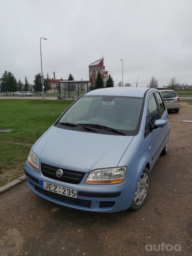 Fiat Idea 1 generation Minivan