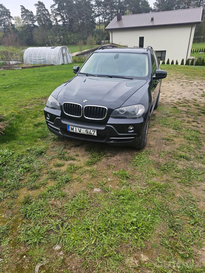 BMW X5 E70 Crossover