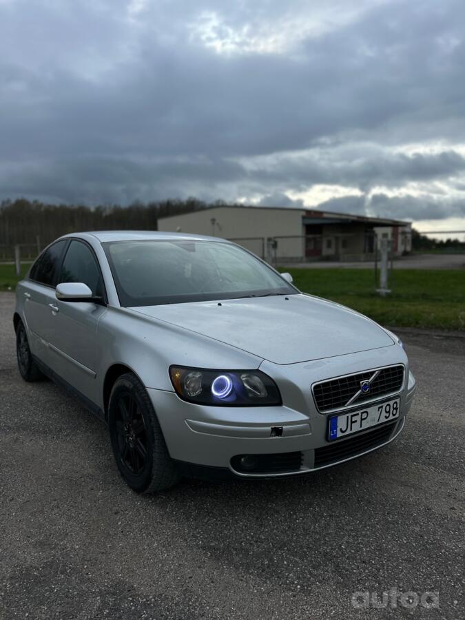 Volvo S40 2 generation Sedan