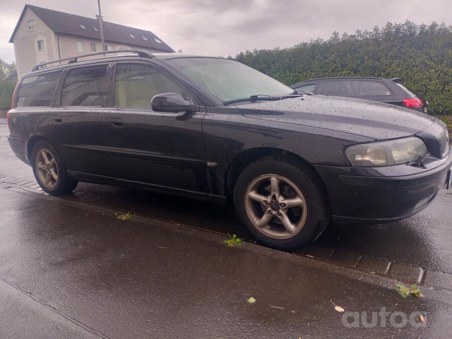 Volvo V70 2 generation R wagon 5-doors