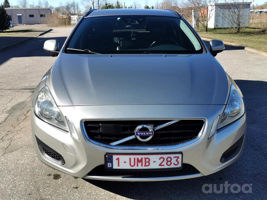 Volvo V60 1 generation wagon