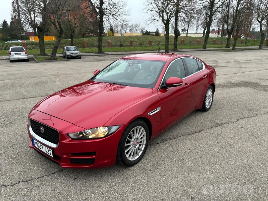 Jaguar XE 1 generation