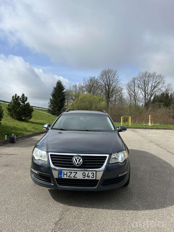 Volkswagen Passat B6 wagon 5-doors