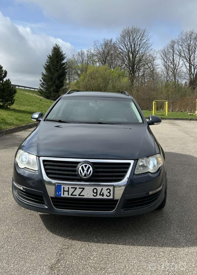 Volkswagen Passat B6 wagon 5-doors