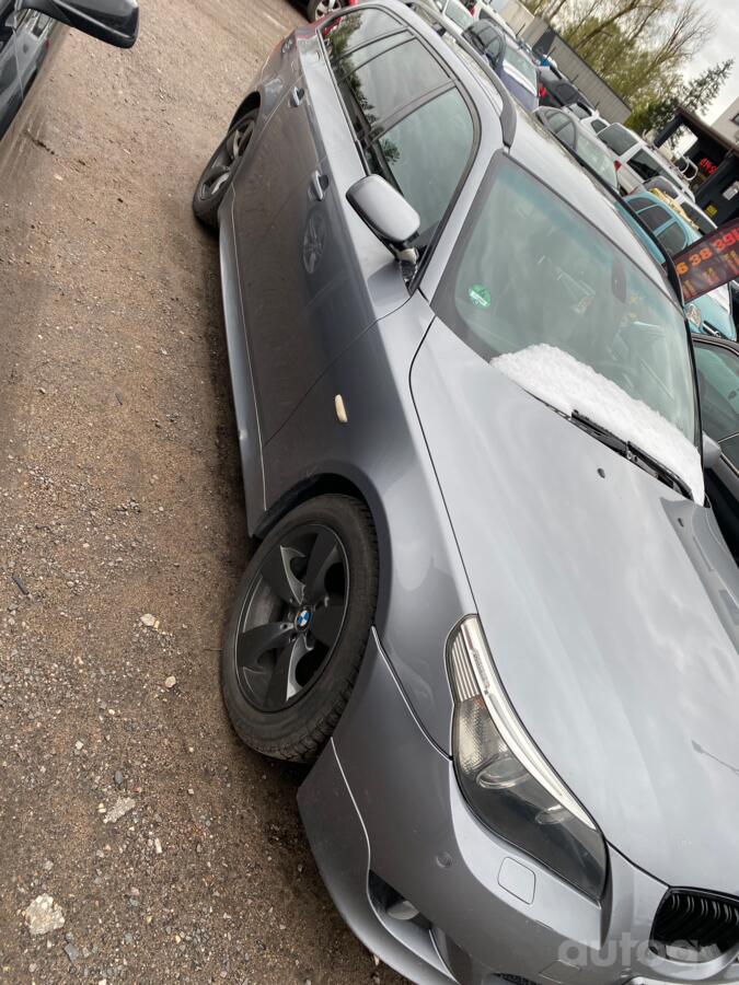 BMW 5 Series E60/E61 Touring wagon