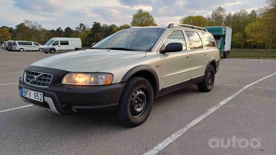 Volvo XC70 2 generation [restyling] wagon