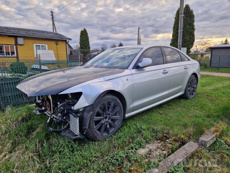 Audi A6 4G/C7 Sedan