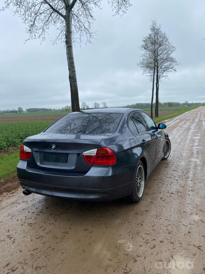 BMW 3 Series E90/E91/E92/E93 Sedan