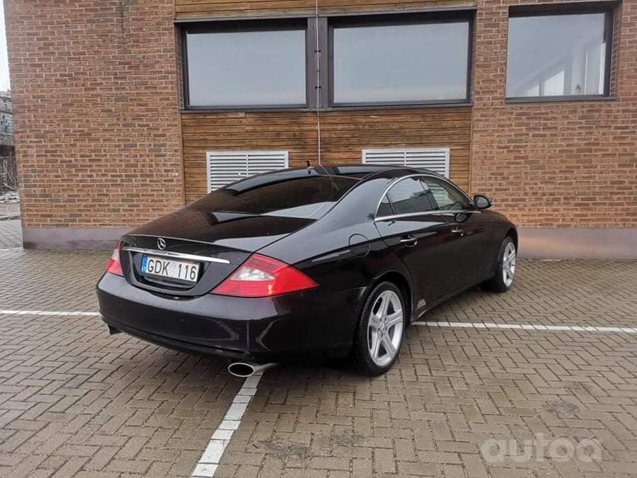 Mercedes-Benz CLS-Class C219 Sedan