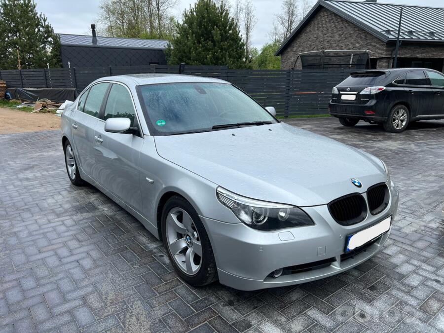 BMW 5 Series E60/E61 Sedan