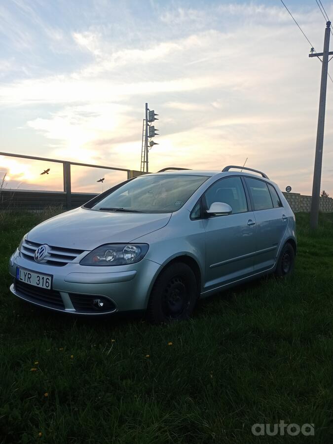 Volkswagen Golf Plus 1 generation