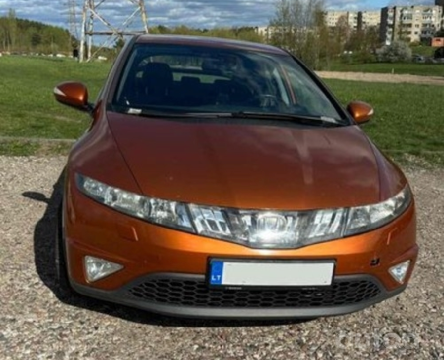 Honda Civic 8 generation Hatchback 5-doors