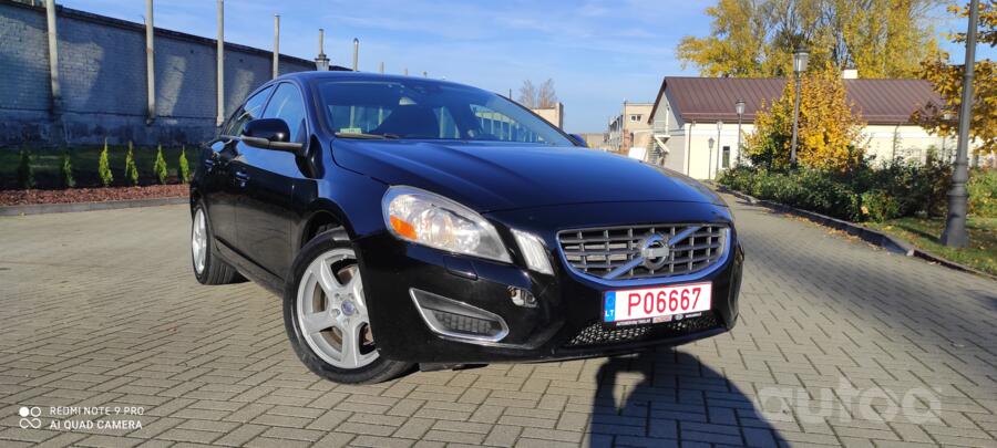 Volvo S60 2 generation Sedan
