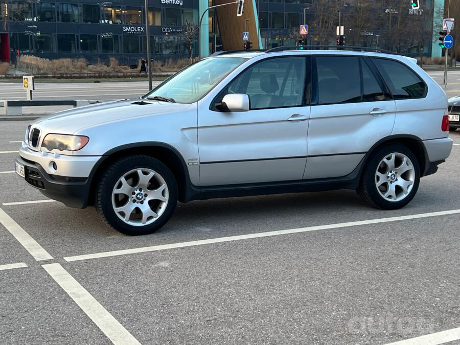 BMW X5 E53 Crossover