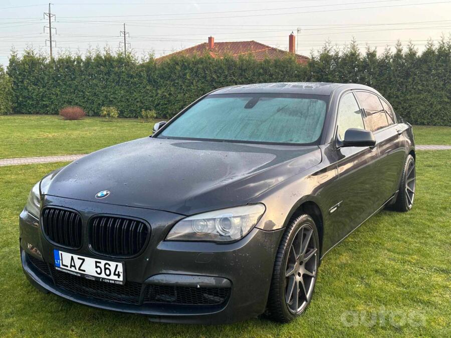 BMW 7 Series F01/F02 Sedan