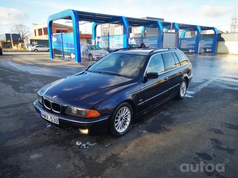 BMW 5 Series E39 Touring wagon