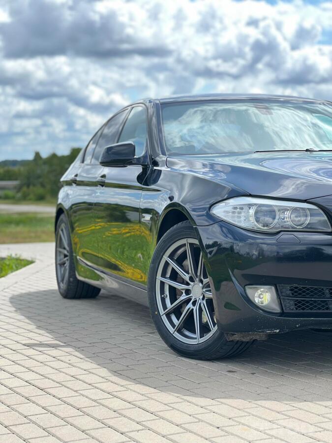 BMW 5 Series F07/F10/F11 Sedan