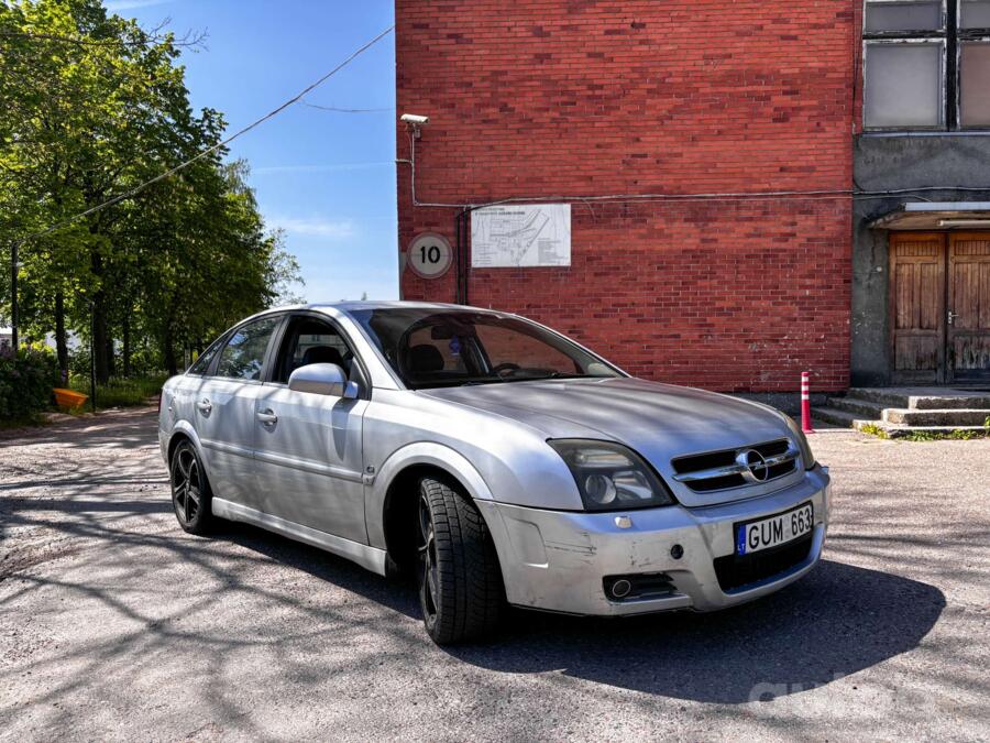 Opel Vectra C GTS hatchback