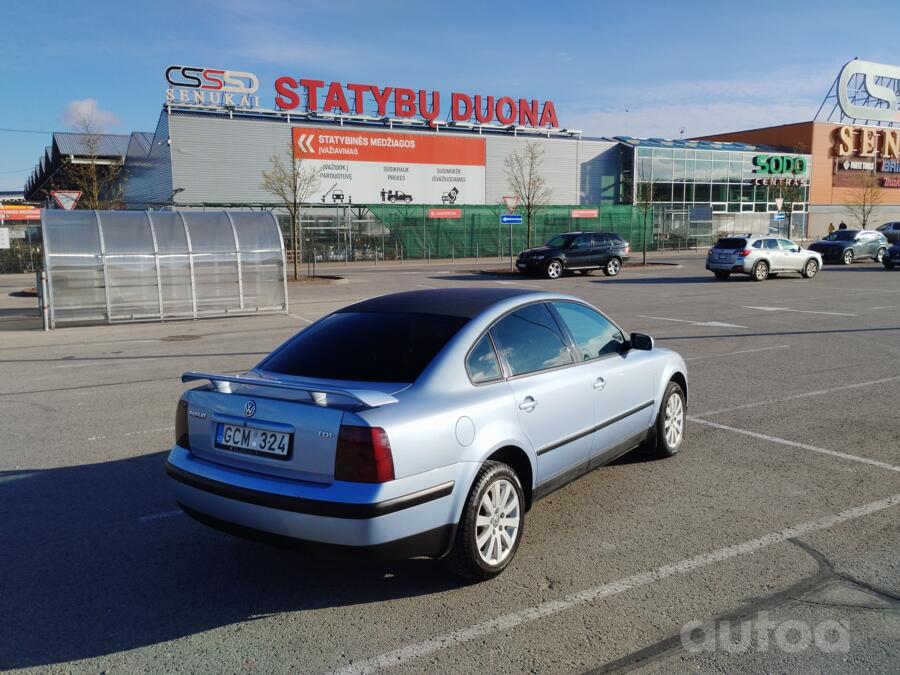 Volkswagen Passat B5 Sedan 4-doors