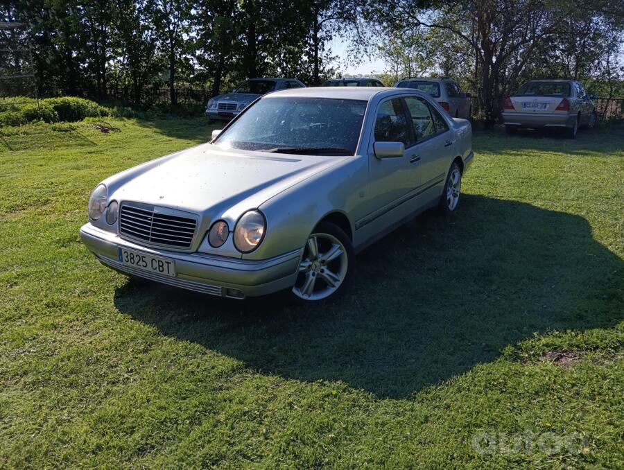 Mercedes-Benz E-Class W210/S210 Sedan 4-doors