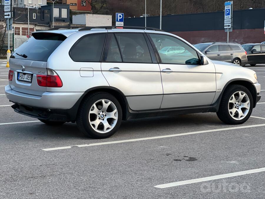 BMW X5 E53 Crossover