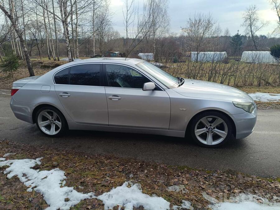 BMW 5 Series E60/E61 Sedan