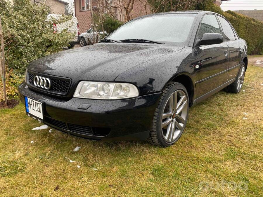 Audi A4 B6 Sedan