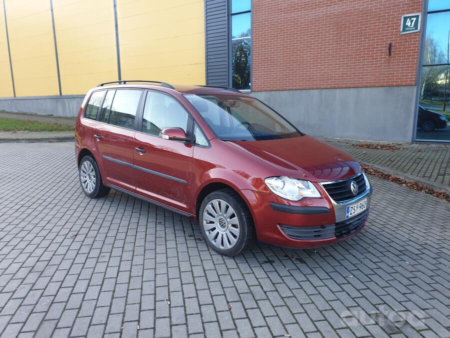 Volkswagen Touran 1 generation [restyling] Minivan 5-doors