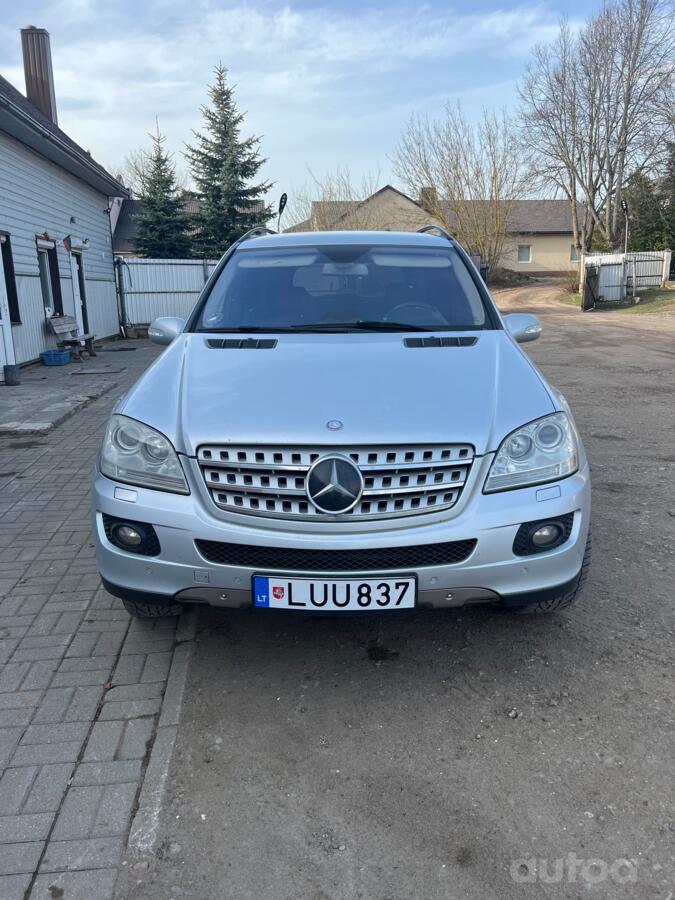 Mercedes-Benz M-Class W164 Crossover 5-doors