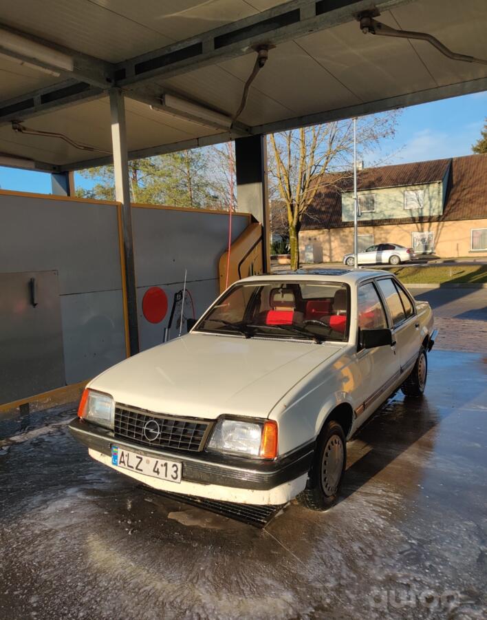Opel Ascona C Sedan 4-doors