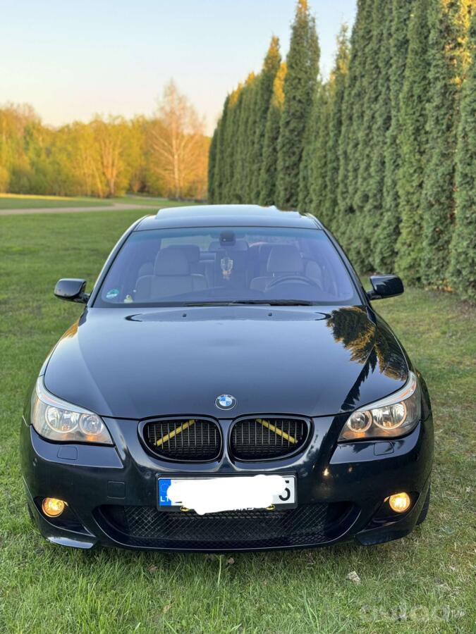 BMW 5 Series E60/E61 Sedan