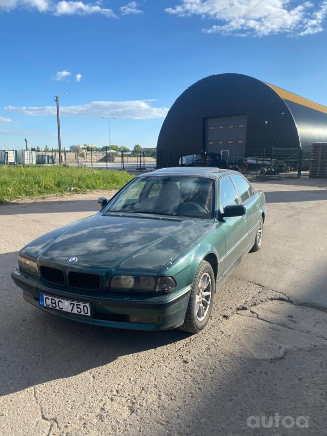 BMW 7 Series E38 Sedan