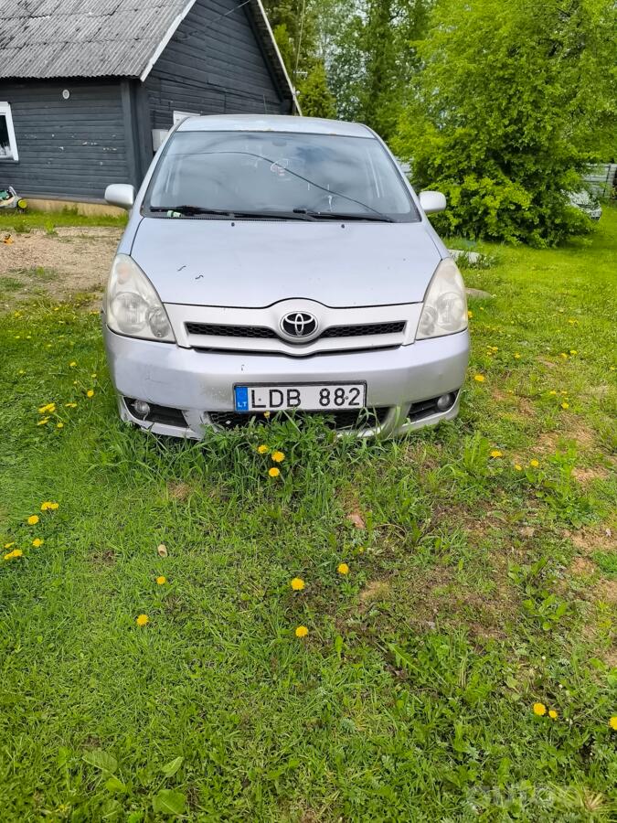 Toyota Corolla Verso 1 generation [restyling] Minivan