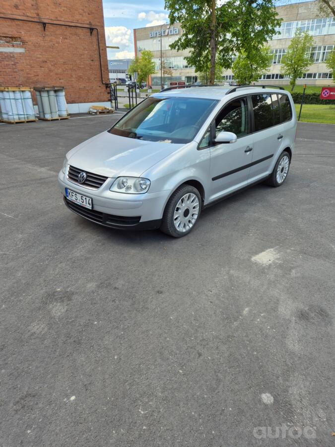 Volkswagen Touran 1 generation Minivan