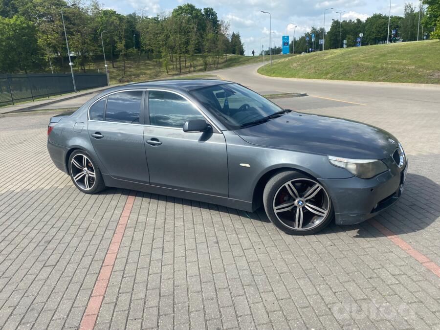 BMW 5 Series E60/E61 Sedan