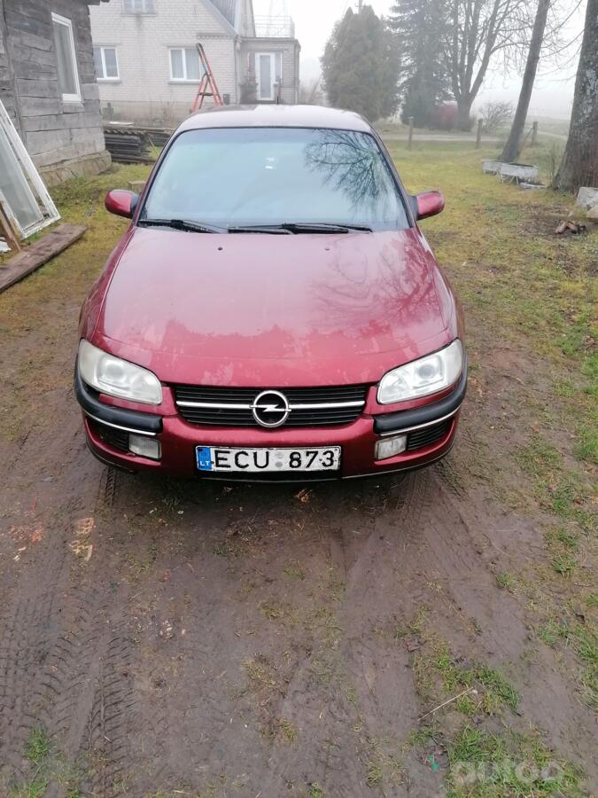 Opel Omega B Sedan