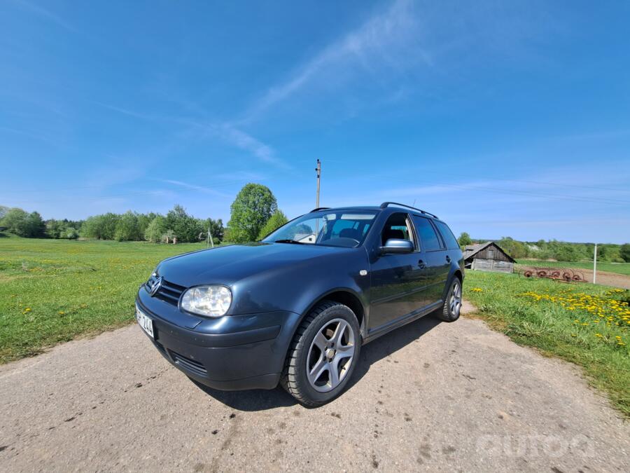 Volkswagen Golf 4 generation wagon