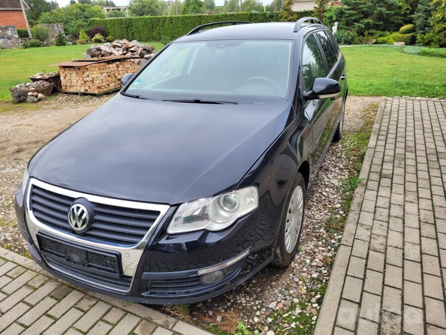 Volkswagen Passat B6 wagon 5-doors