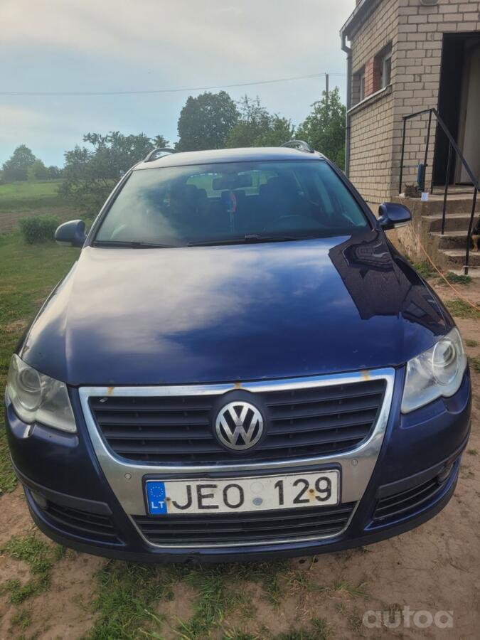 Volkswagen Passat B6 wagon 5-doors