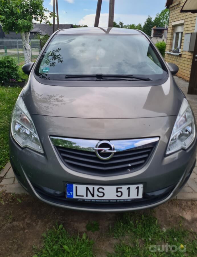 Opel Meriva 2 generation Minivan