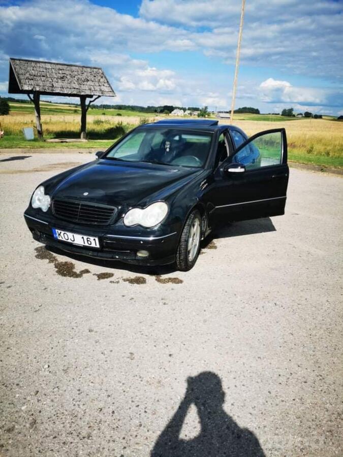 Mercedes-Benz C-Class W203/S203/CL203 Sedan 4-doors