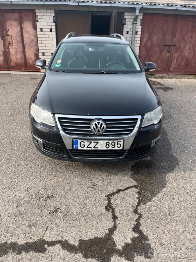 Volkswagen Passat B6 wagon 5-doors