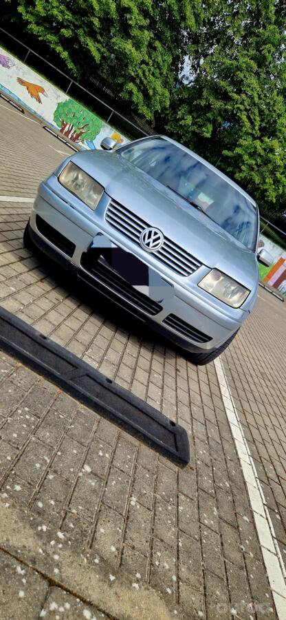 Volkswagen Bora 1 generation Sedan