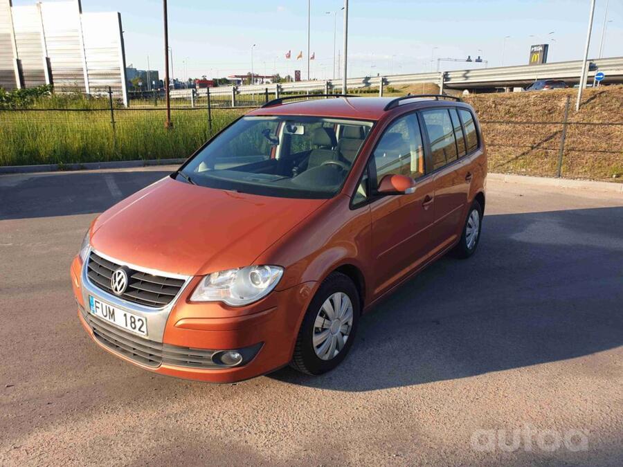 Volkswagen Touran 1 generation [restyling] Minivan 5-doors