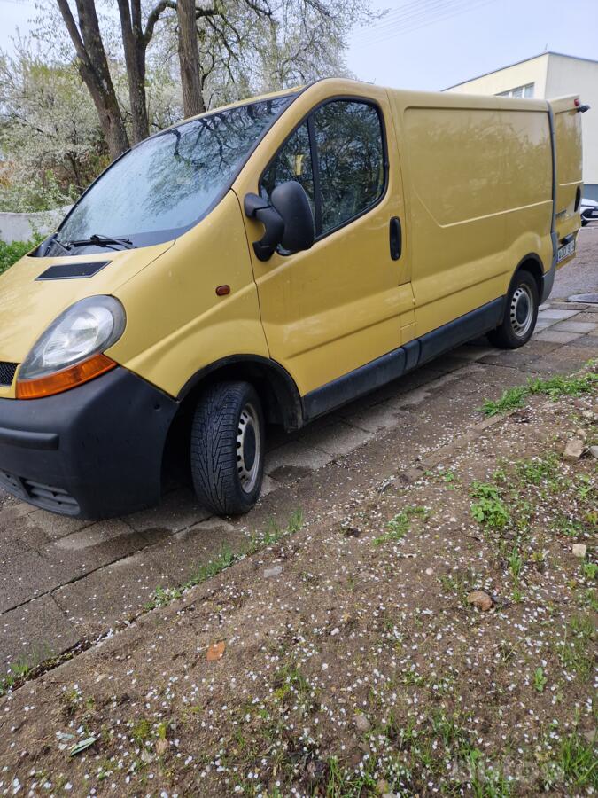 Renault Trafic 2 generation Minivan