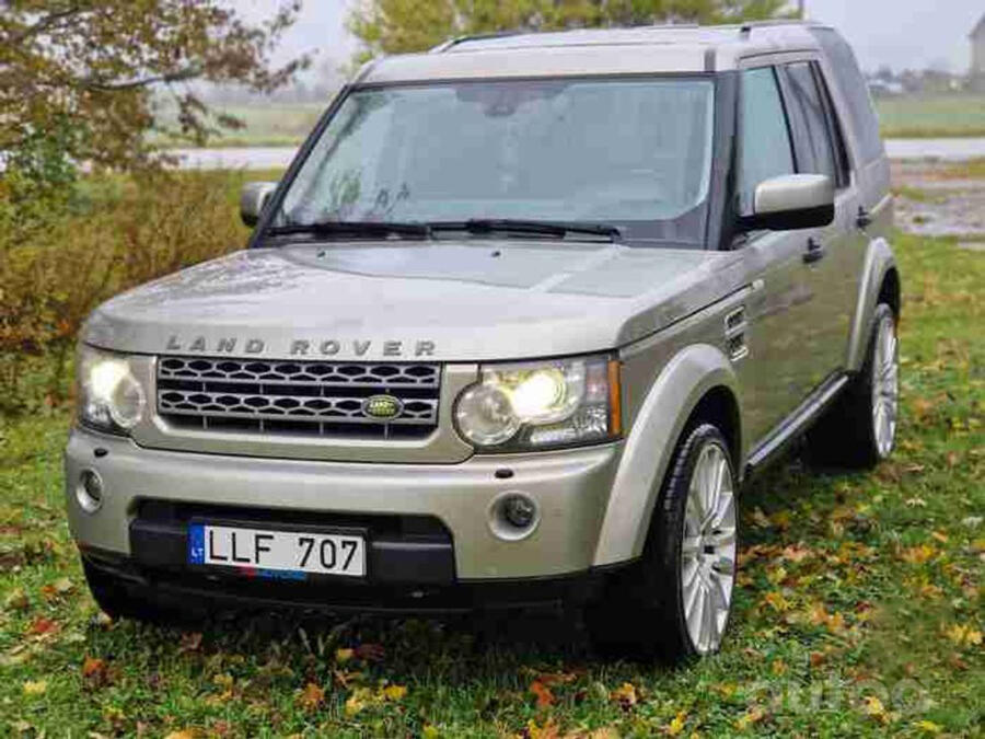 Land Rover Discovery 4 generation SUV