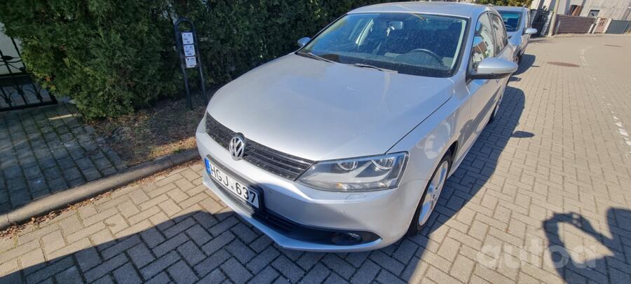 Volkswagen Jetta 6 generation Sedan