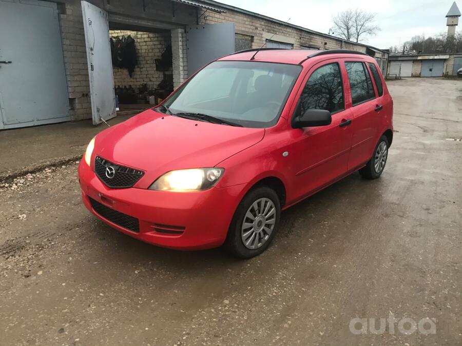 Mazda 2 DY Hatchback