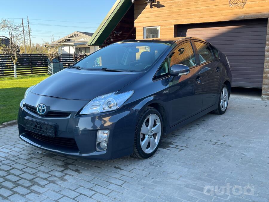 Toyota Prius 3 generation Hatchback 5-doors