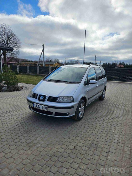 SEAT Alhambra 1 generation [restyling] Minivan